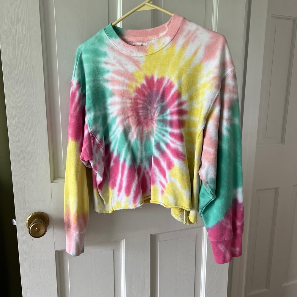 Tie dye crop sweatshirt